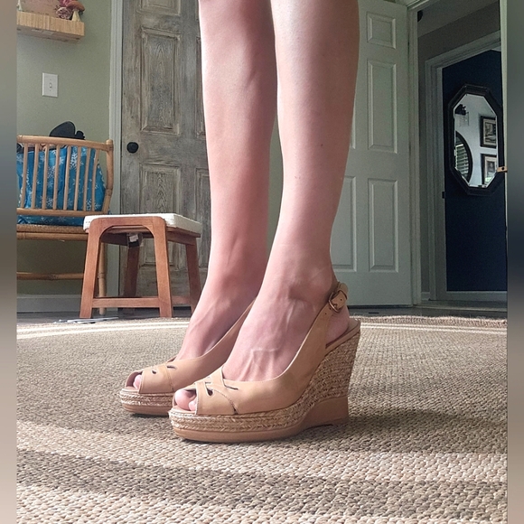 Stuart Weitzman Patent Leather Slingback Woven Wedge Platform Wedges - Picture 1 of 16
